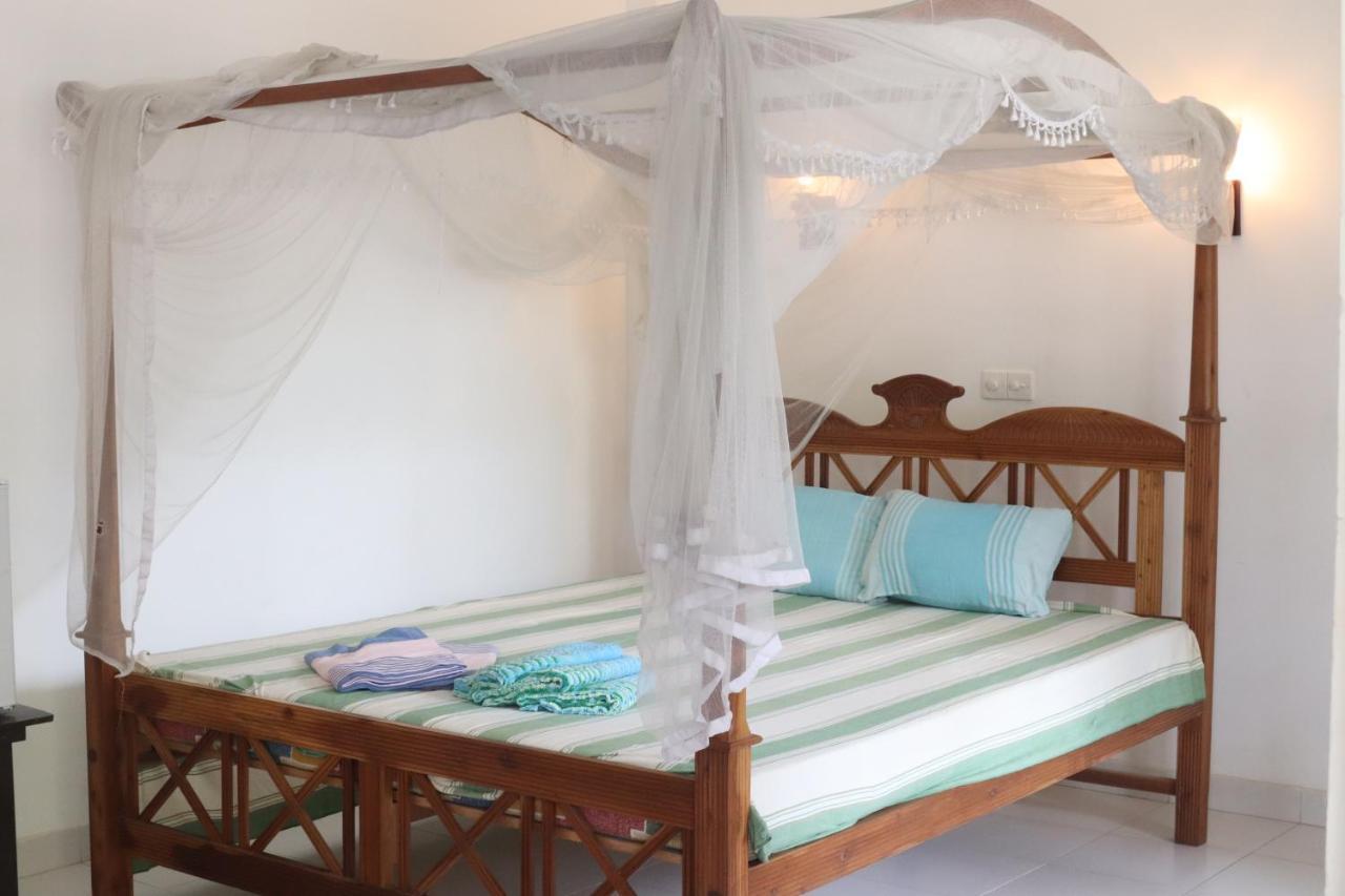 Long Beach Guest House Hikkaduwa Eksteriør bilde